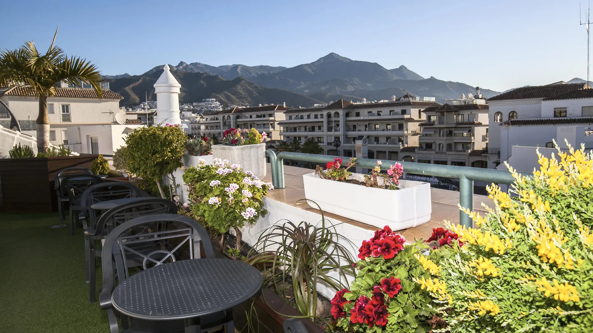 Hotel Plaza Cavana Nerja