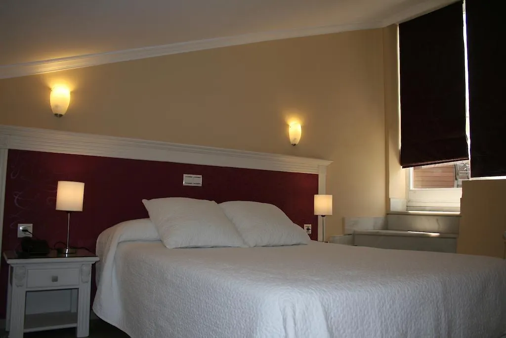***  Hotel Plaza Cavana Nerja Spanje