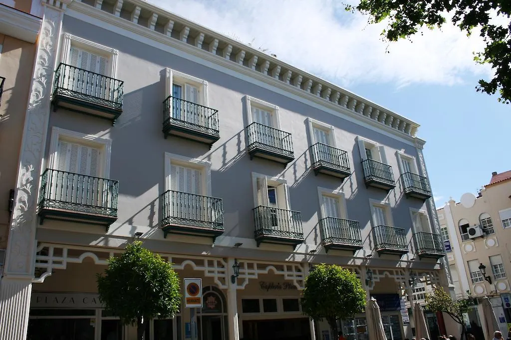 Hotel Plaza Cavana Нерха